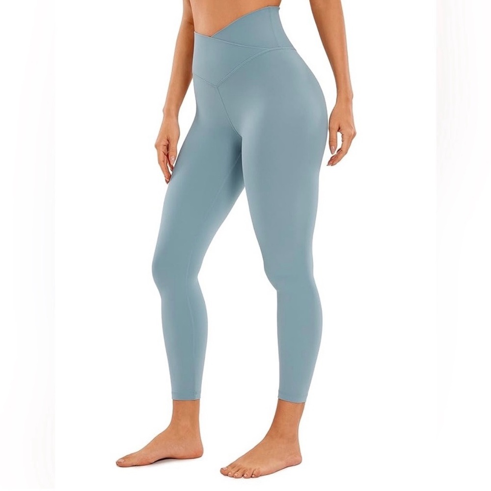 CRZ YOGA Women's Leggings in Light Blue
